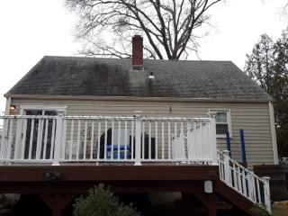 Roof Cleaning in Stratford, CT