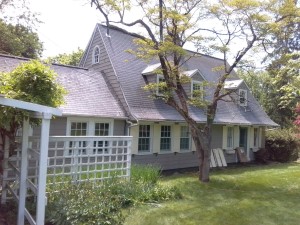 roof-cleaning-project-in-westport